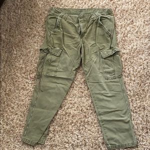 Cargo Capris